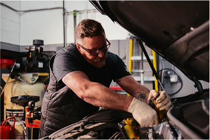 Keep Your Engine Cool with a Solid Coolant Replacement Service Keep Your Engine Cool with a Solid Coolant Replacement Service
