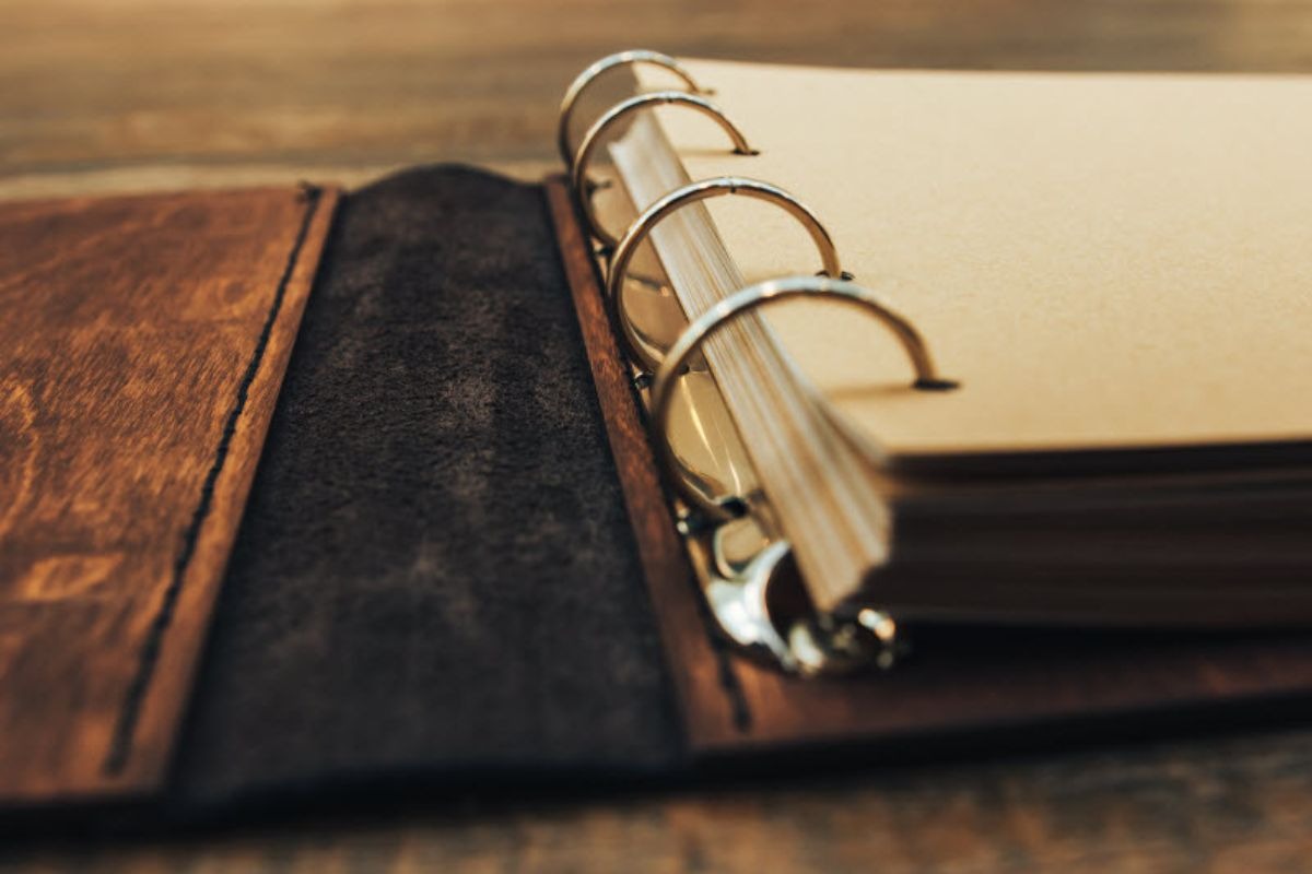 Premium Ring Binders Supplier for Everyday Office Use Premium Ring Binders Supplier for Everyday Office Use